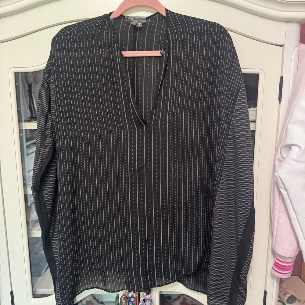 VINCE Boho V-Neck Poncho Style Relaxed Dolman Sleeve 100% Silk Top